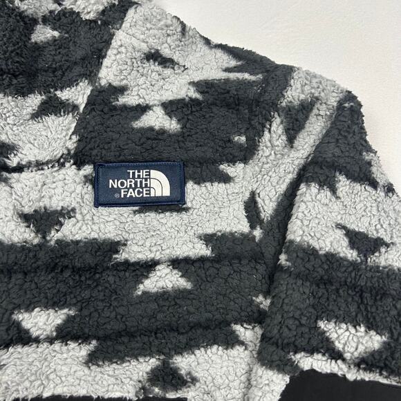 The North Face Aztec Print Sherpa Fleece Hoodie - Picture 2 of 6